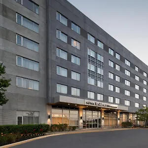 By Marriott Montreal Airport Dorval